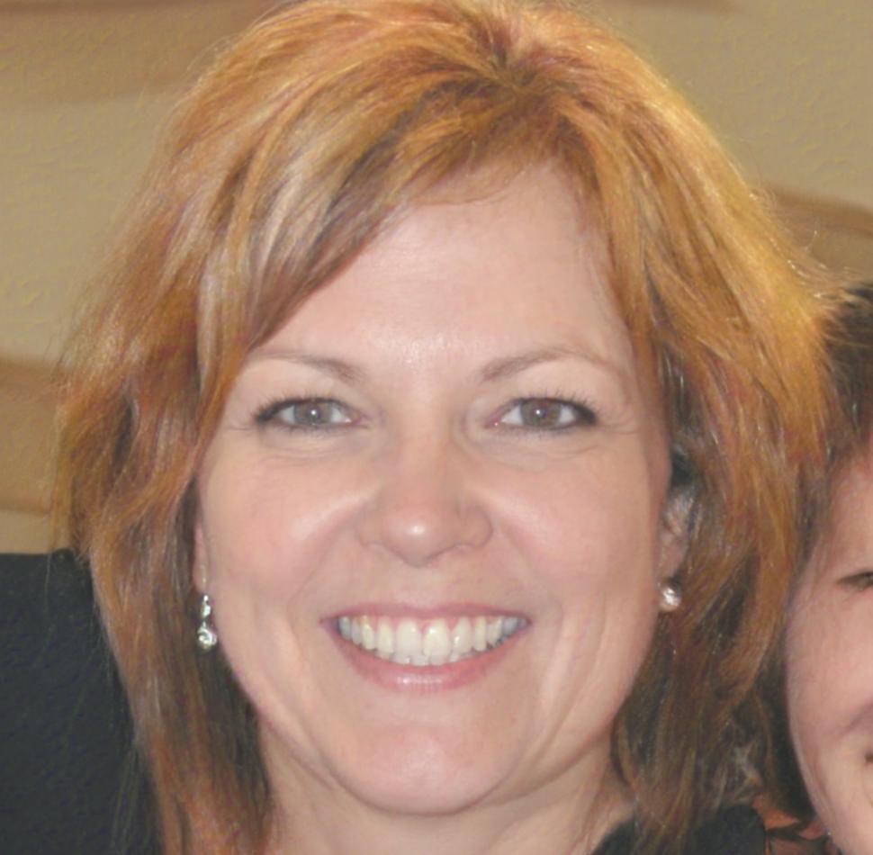 Portrait de Zoéline Montesquieu, directrice pédagogique chez orabelumica