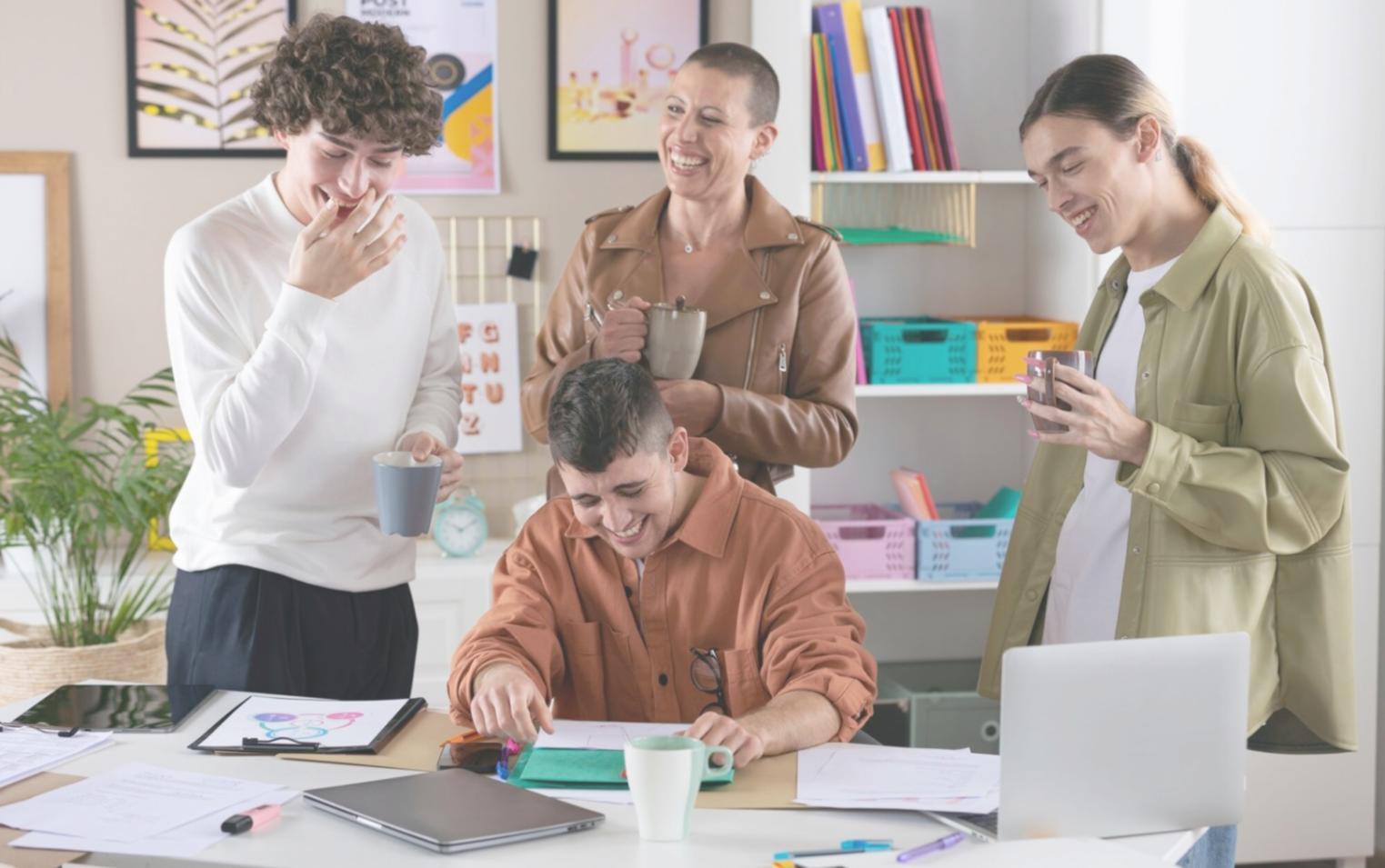 Session de travail collaborative avec un chef d'entreprise